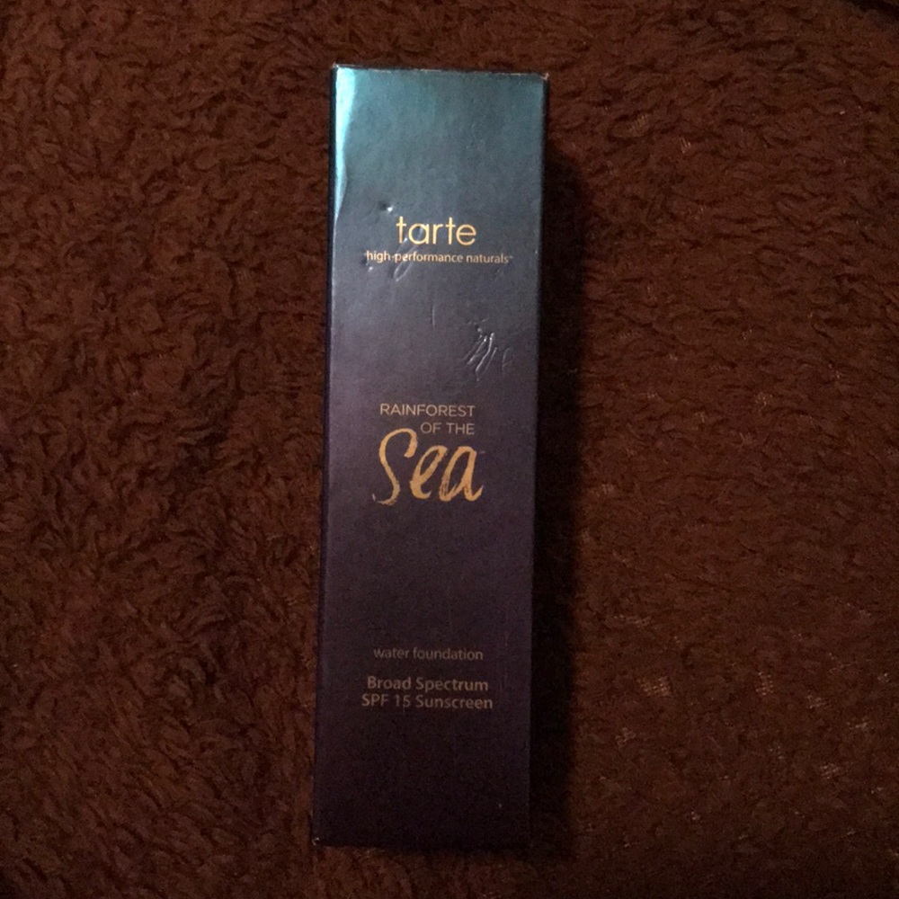 TARTE rainforest of the sea water foundation